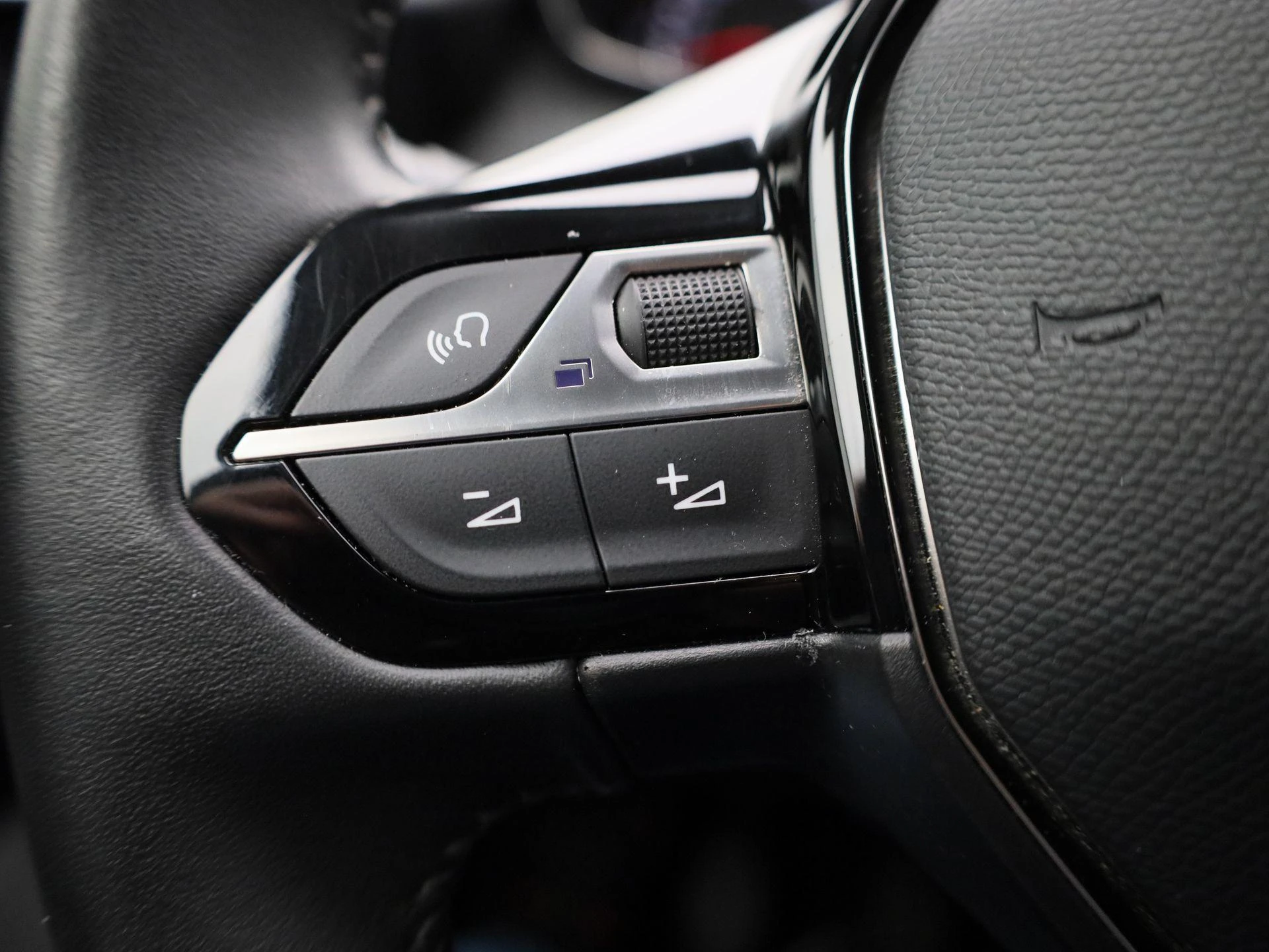 Peugeot-2008-image-16