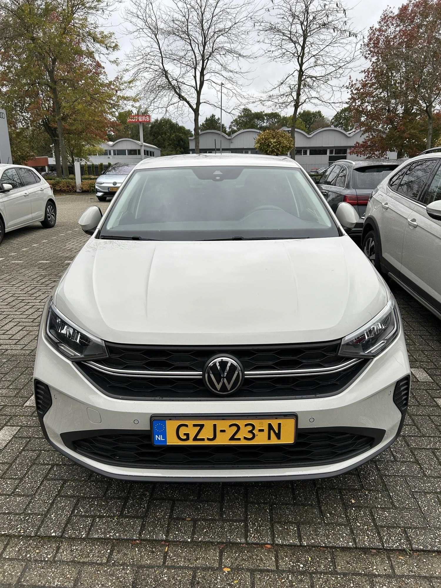 Volkswagen-Taigo-image-2