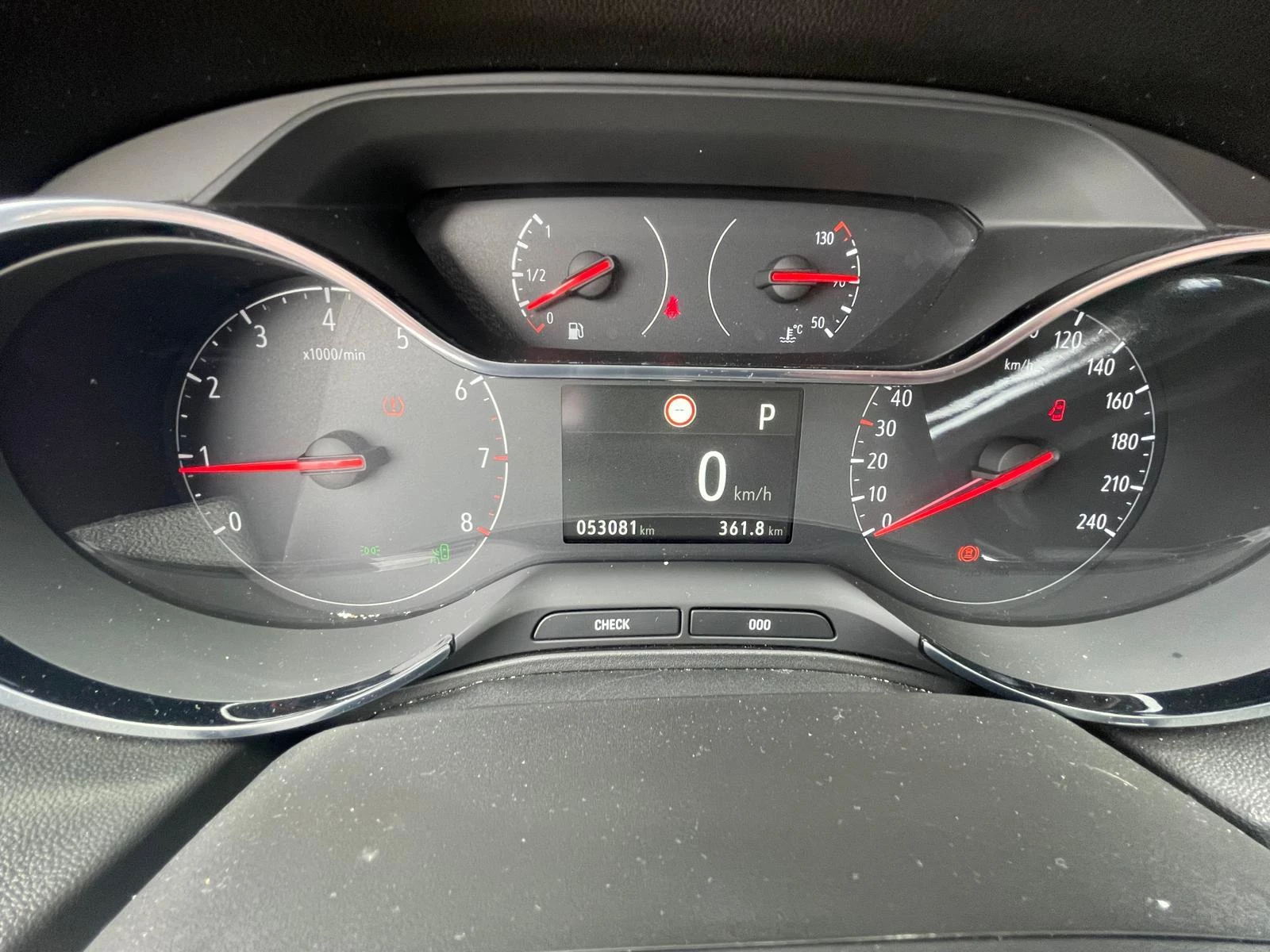 Opel-Grandland X-image-19