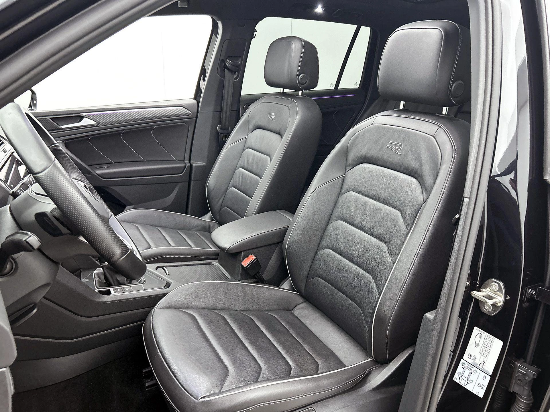 Volkswagen-Tiguan-image-42