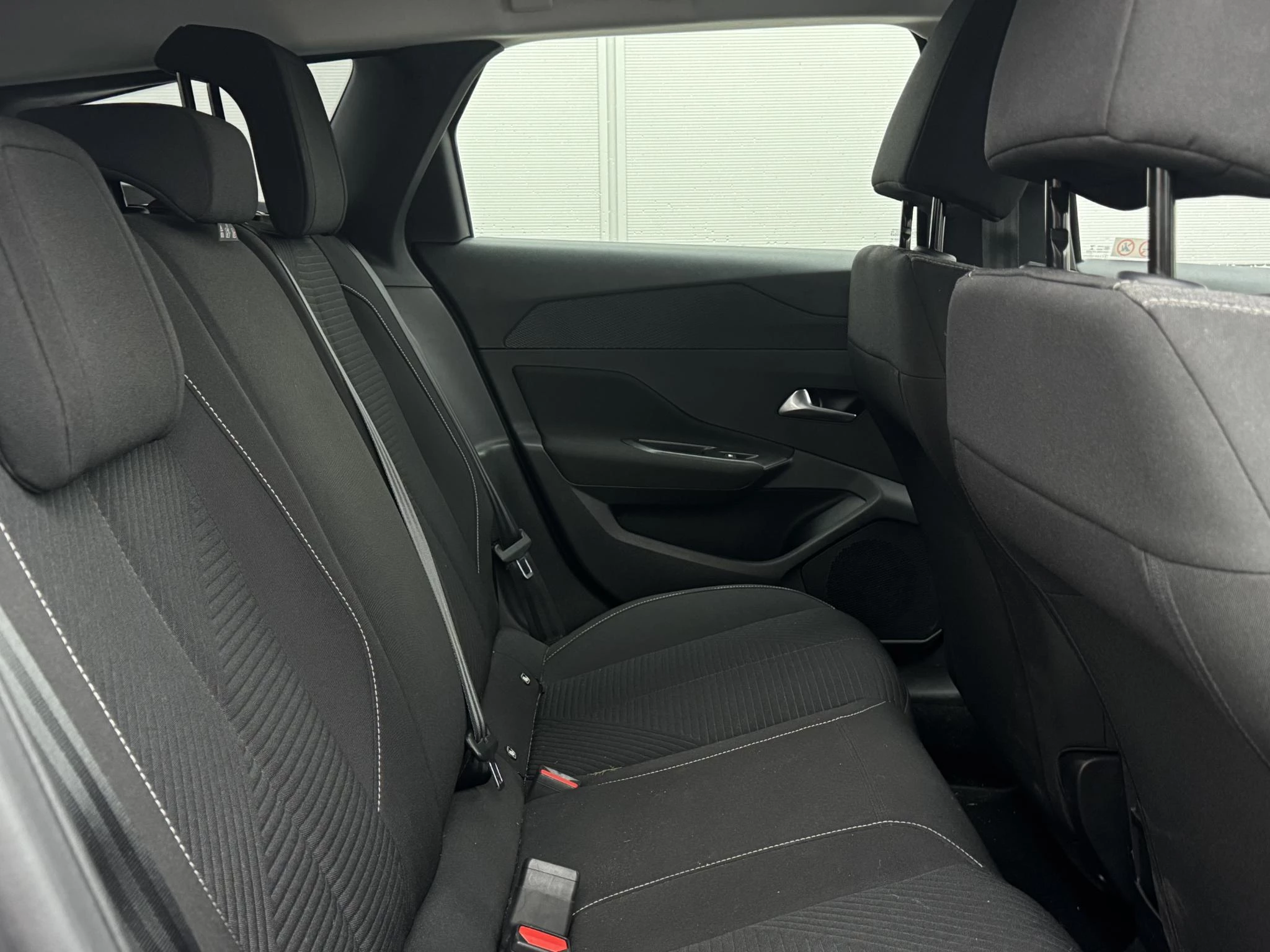 Peugeot-308-image-24