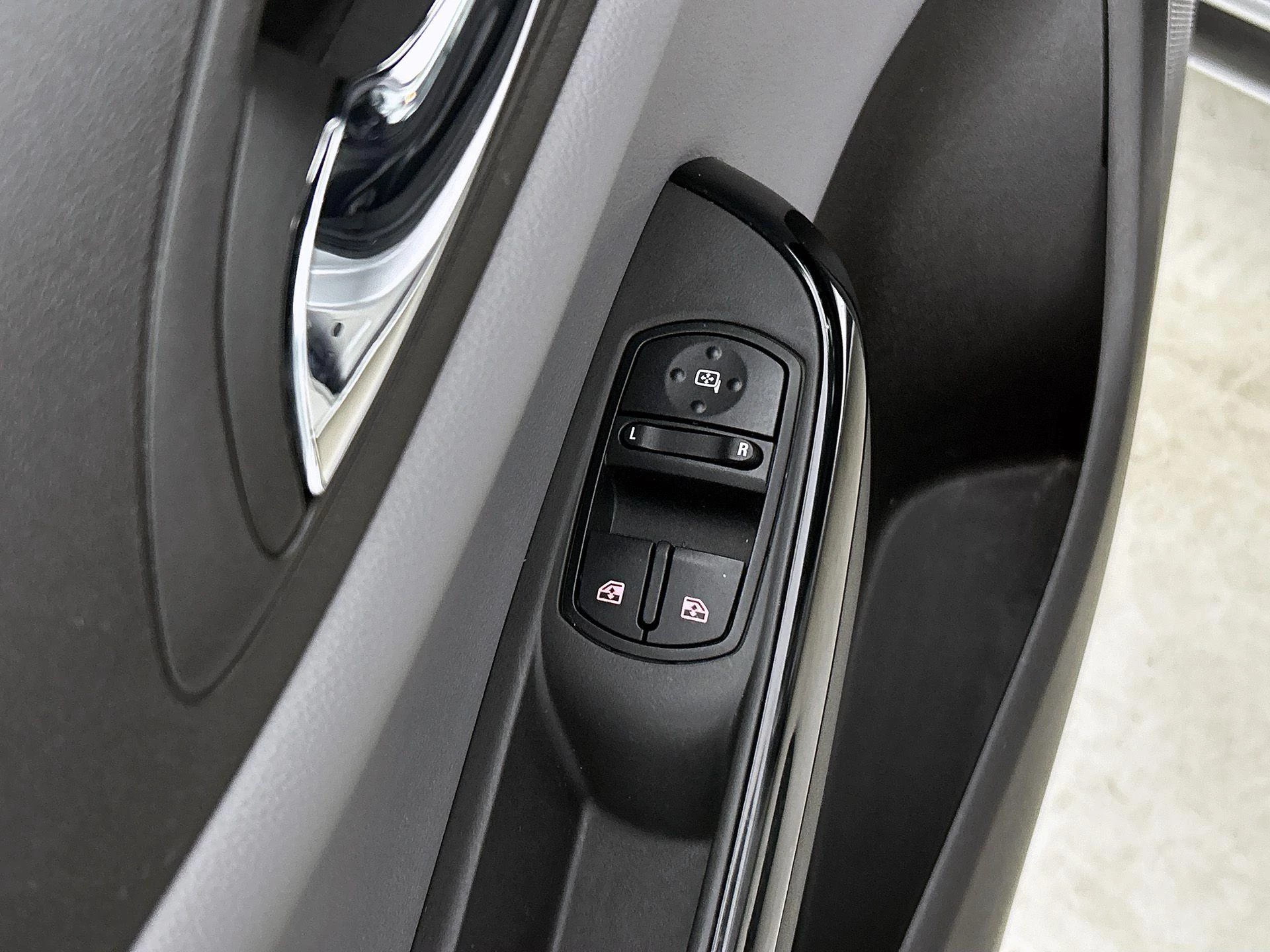 Opel-Corsa-image-24