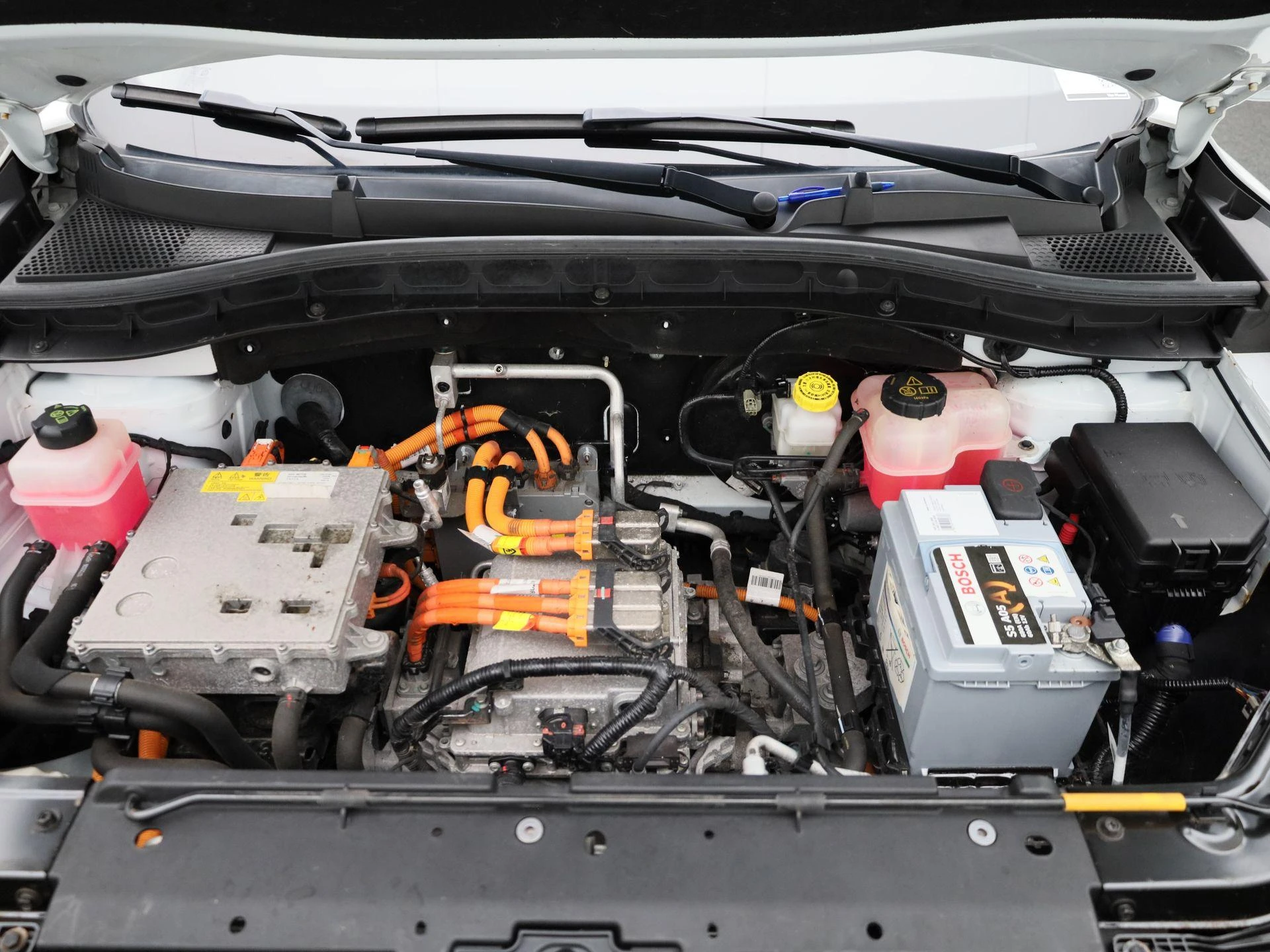MG-ZS EV-image-38