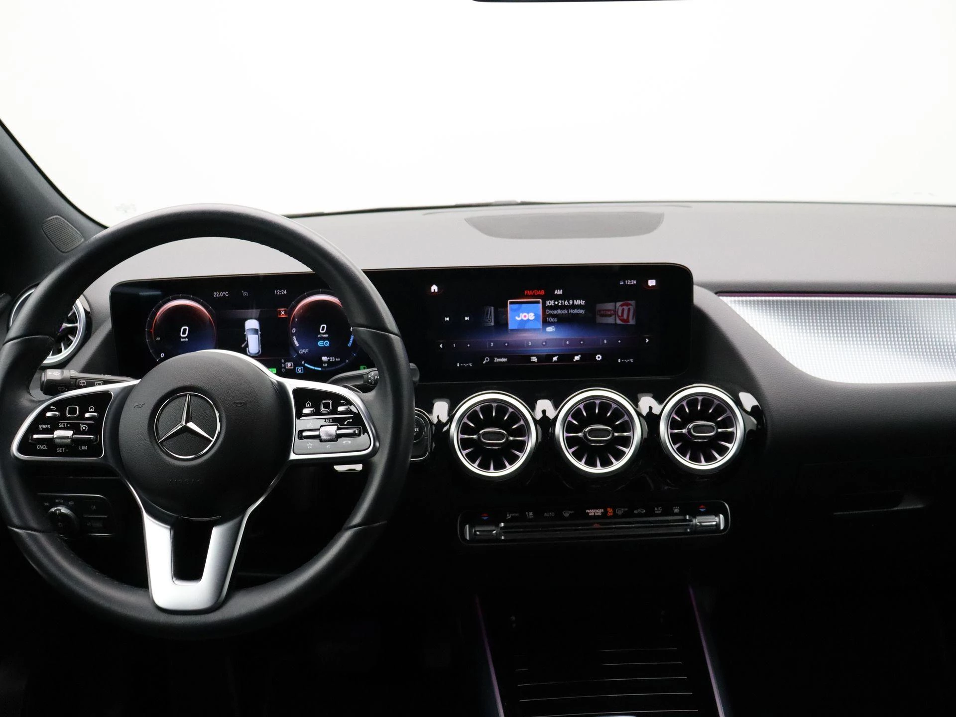 Mercedes-Benz GLA 250 e Business Line + LEDER + CAMERA +