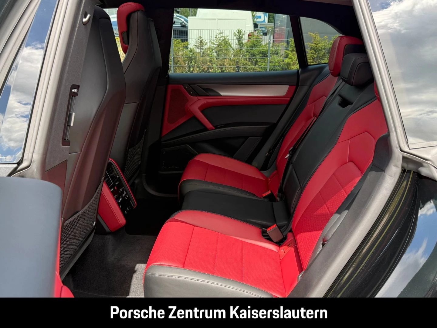 Porsche Cayenne Electric HA-Lenkung Head-Up LED-Matrix -