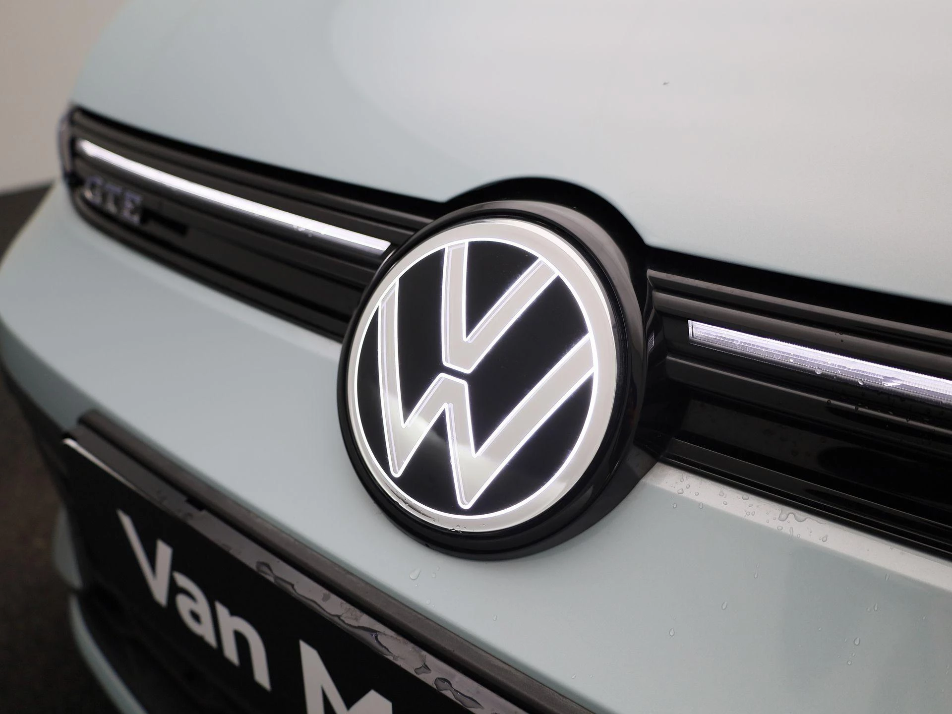 Volkswagen-Golf-image-41