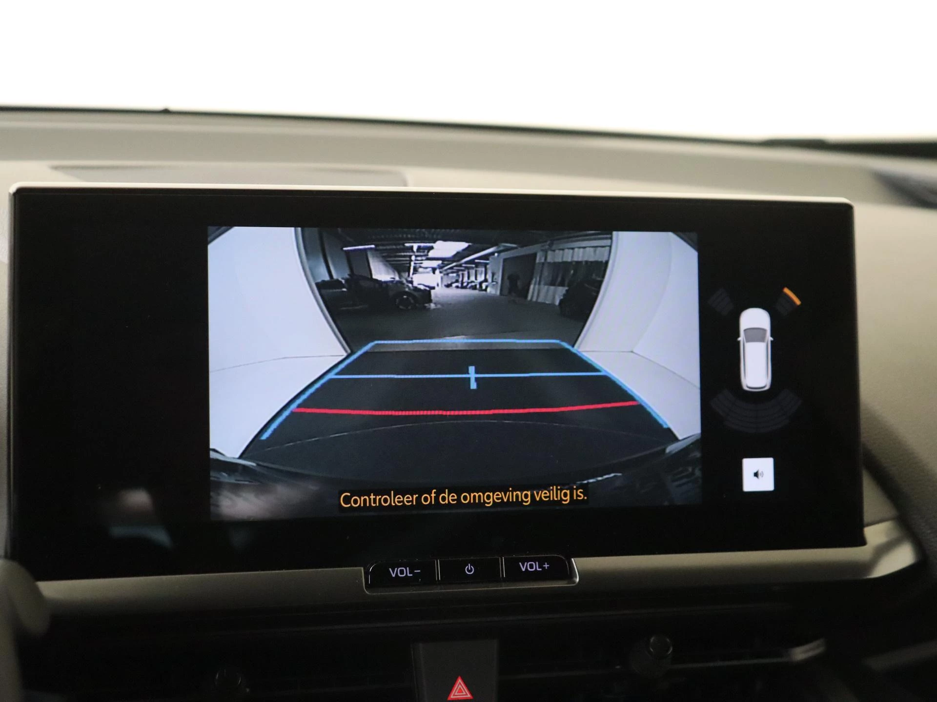 Toyota C-HR 2.0 Plug-in Hybrid 220 Business Plus