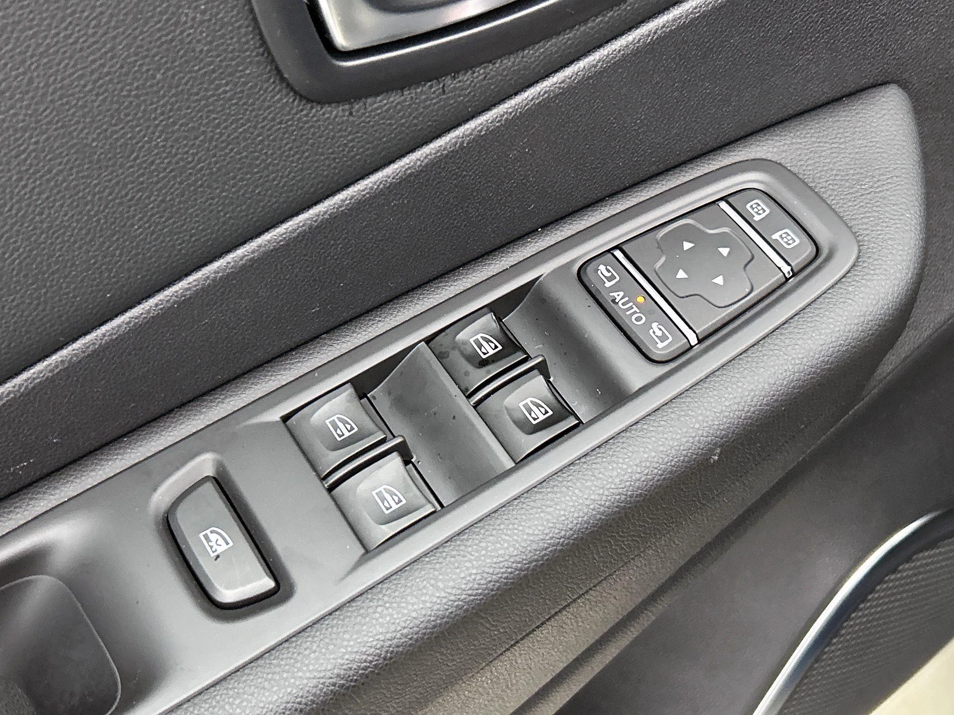Renault-Captur-image-8