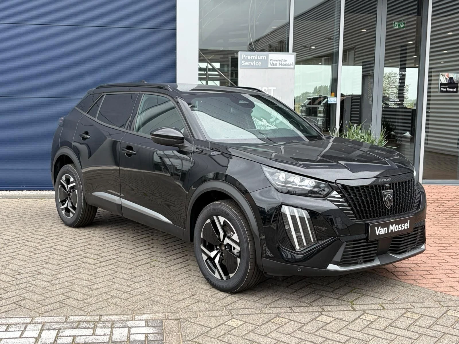 Peugeot-2008-image-3