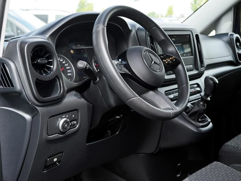 Mercedes-Benz-Vito 116-image-8