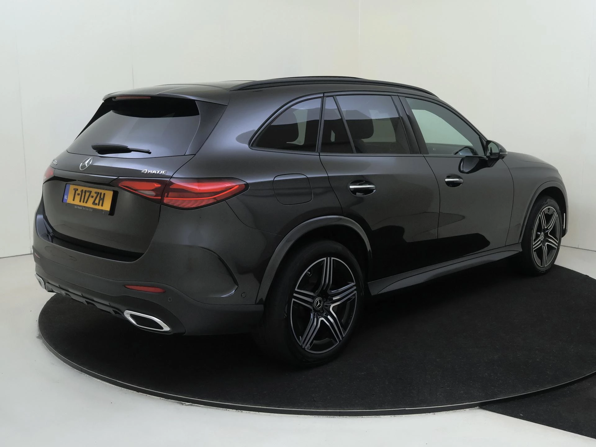 Mercedes-Benz GLC 400e 4MATIC AMG Line