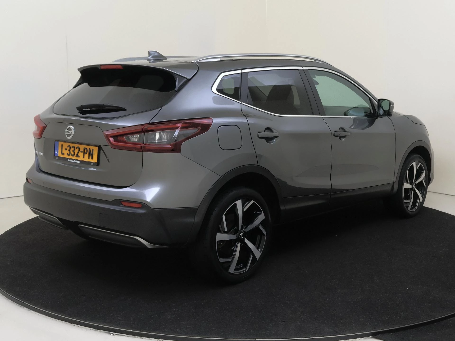 Nissan QASHQAI 1.3 DIG-T Premium Edition