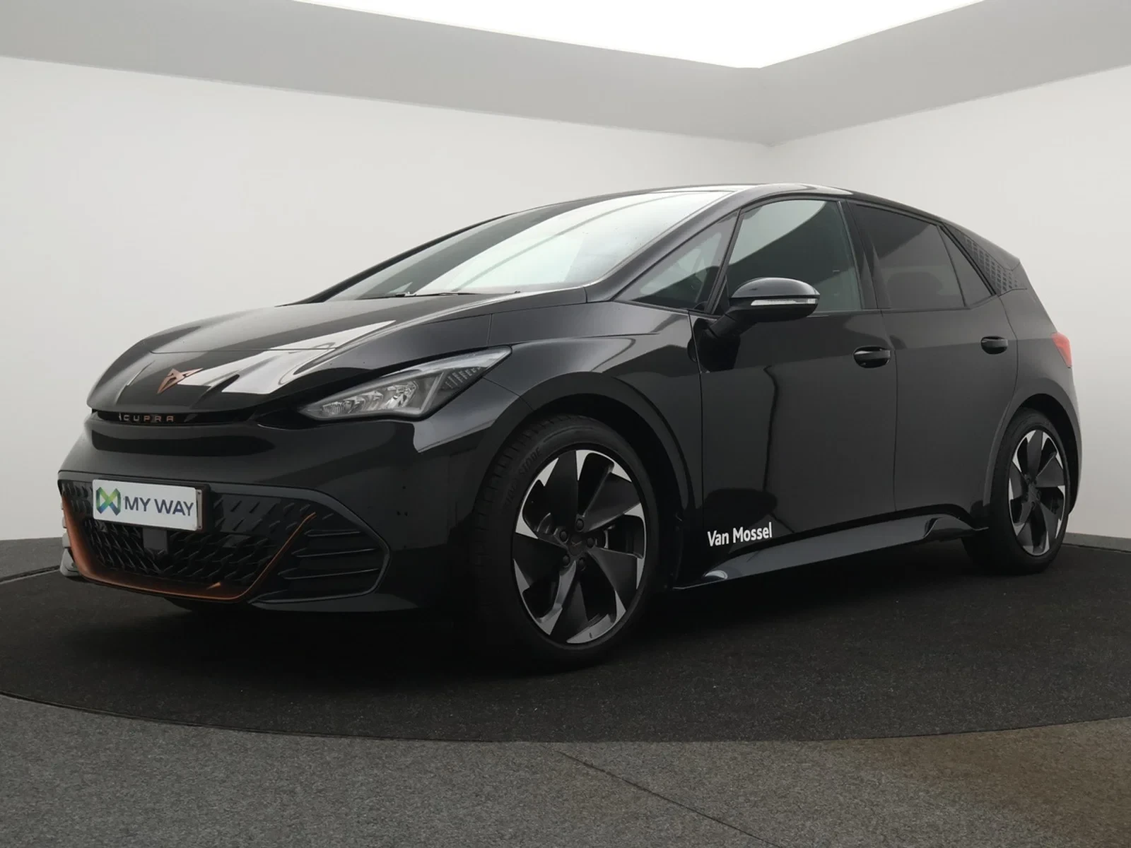 CUPRA-Born-image-0