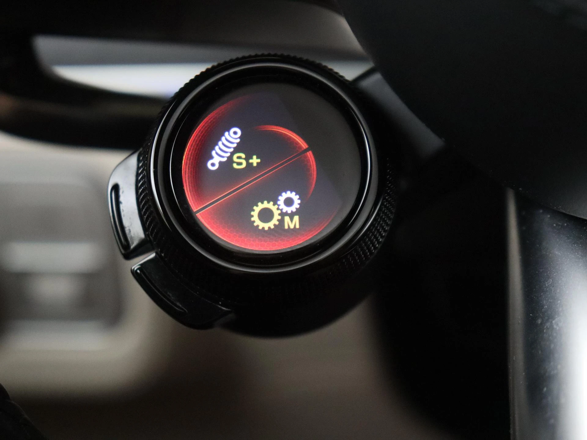 Mercedes-Benz-GLE-image-14