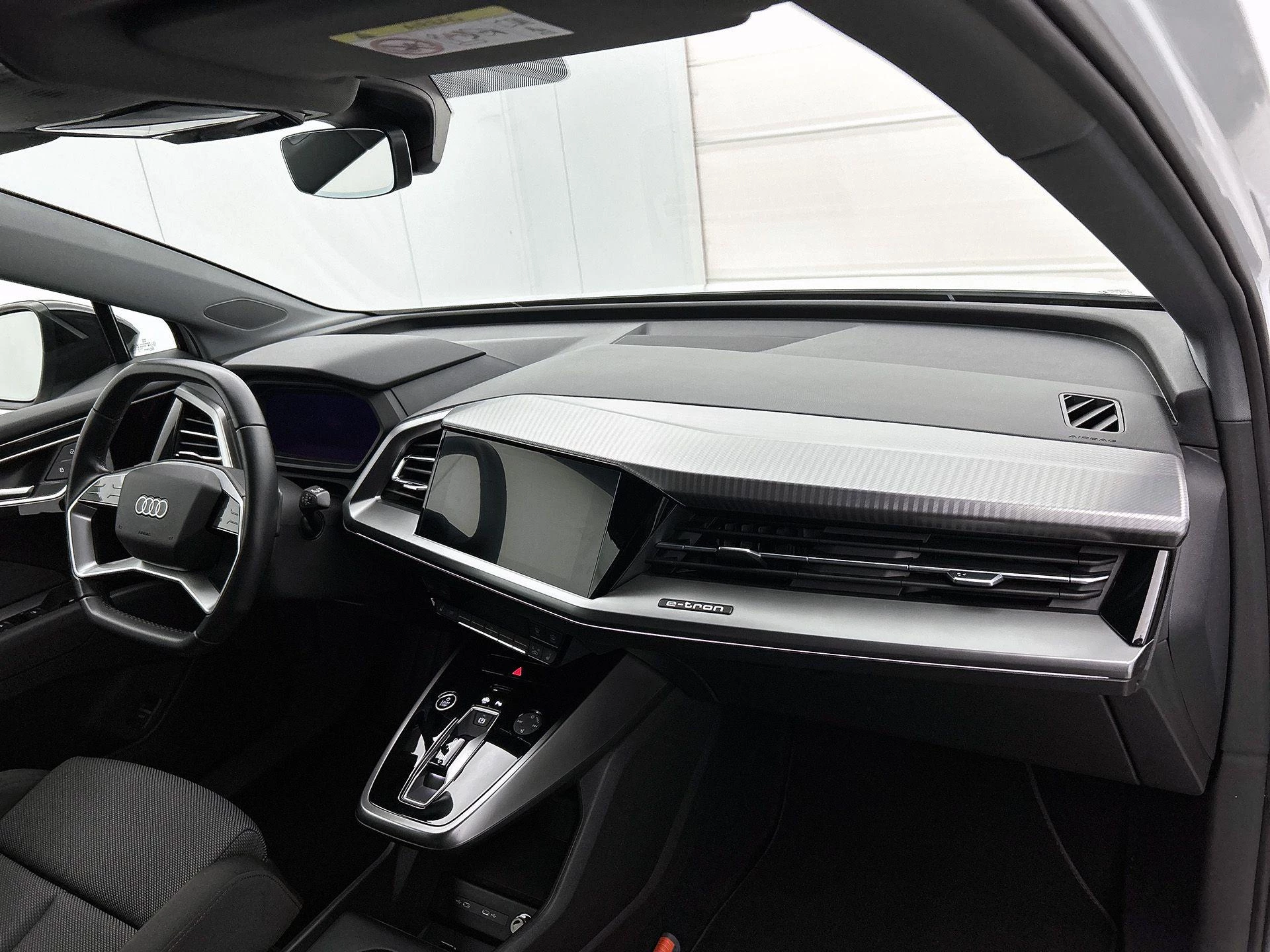 Audi-Q4 e-tron-image-14