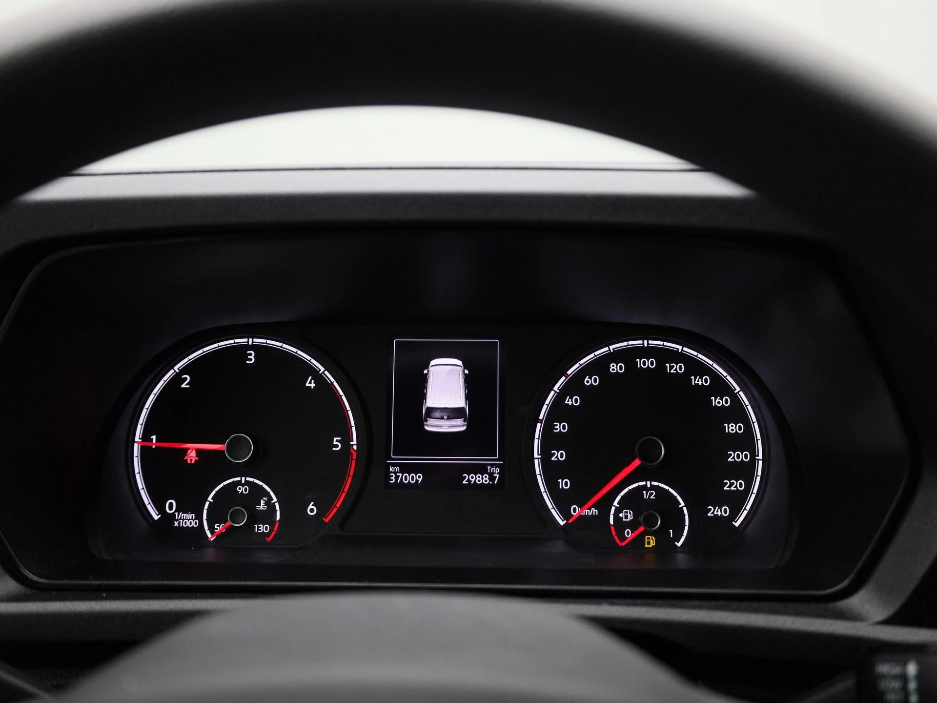 Volkswagen-Caddy-image-7