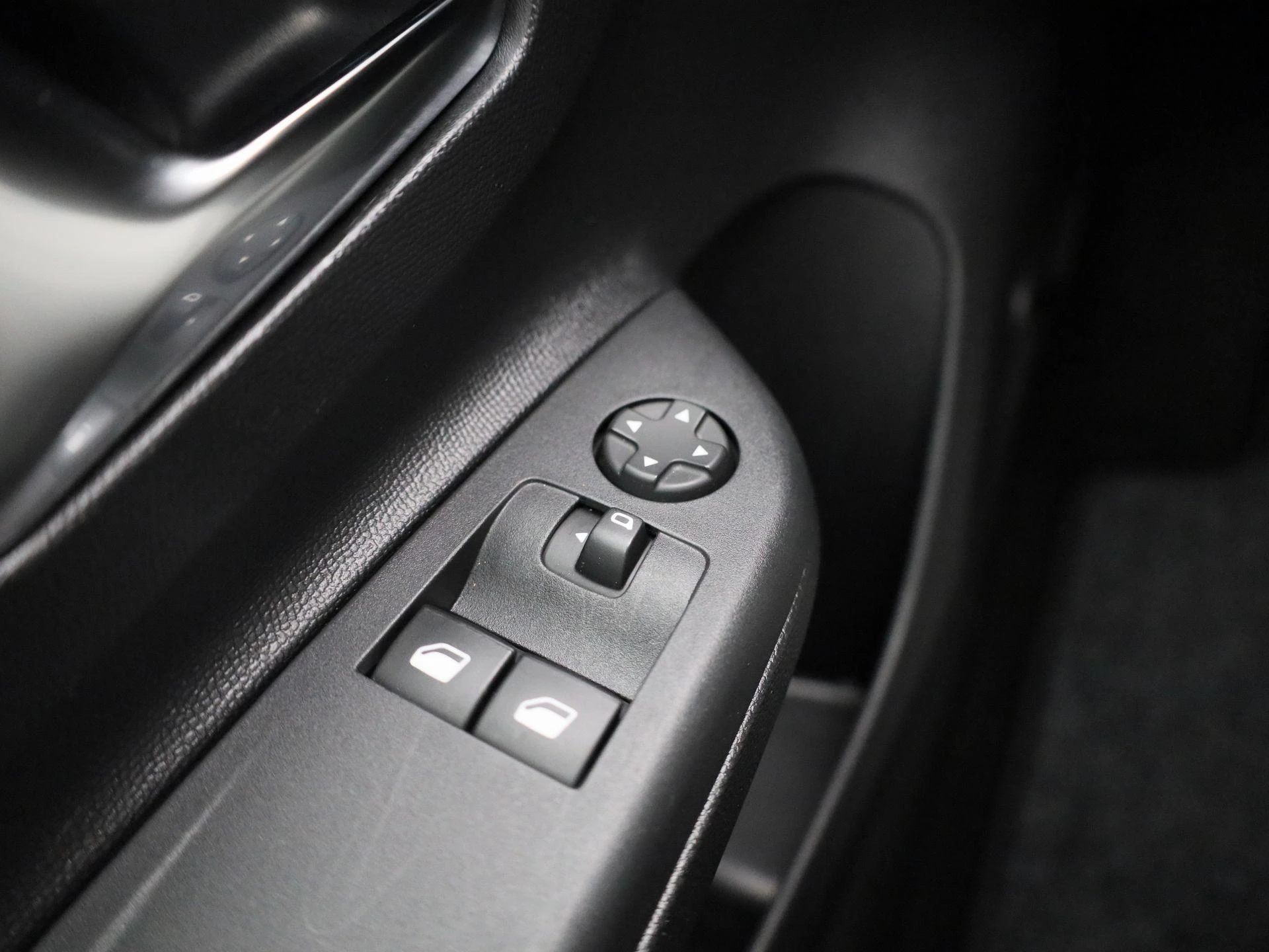 Opel-Corsa-image-20