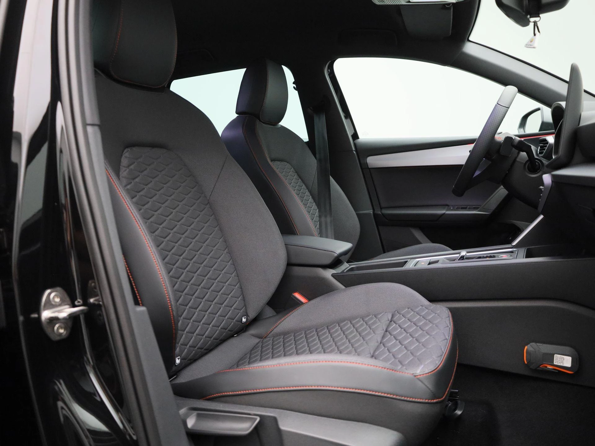SEAT Leon Sportstourer 1.5 TSI e-Hybrid FR Business