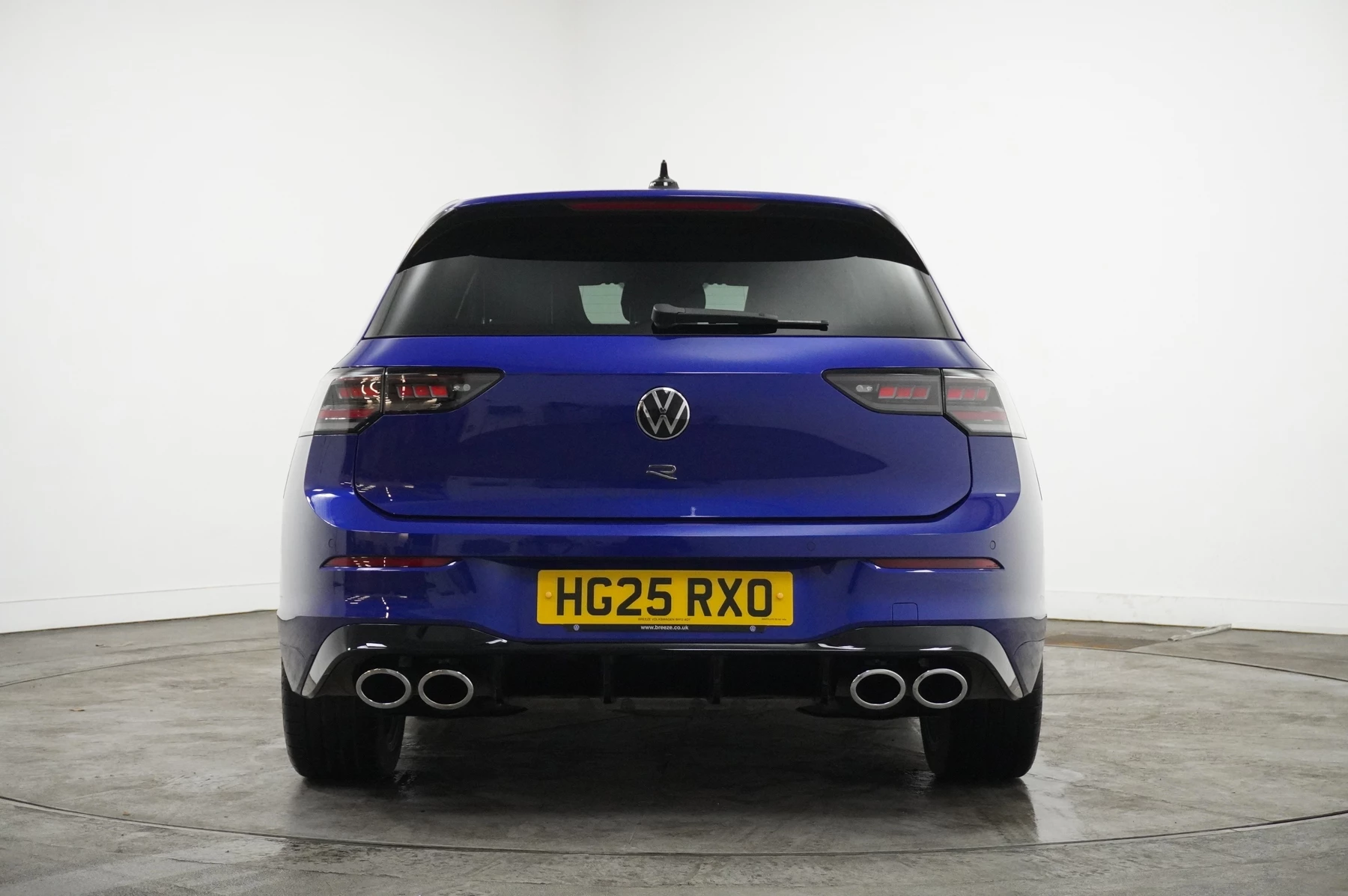 Volkswagen-Golf-image-13