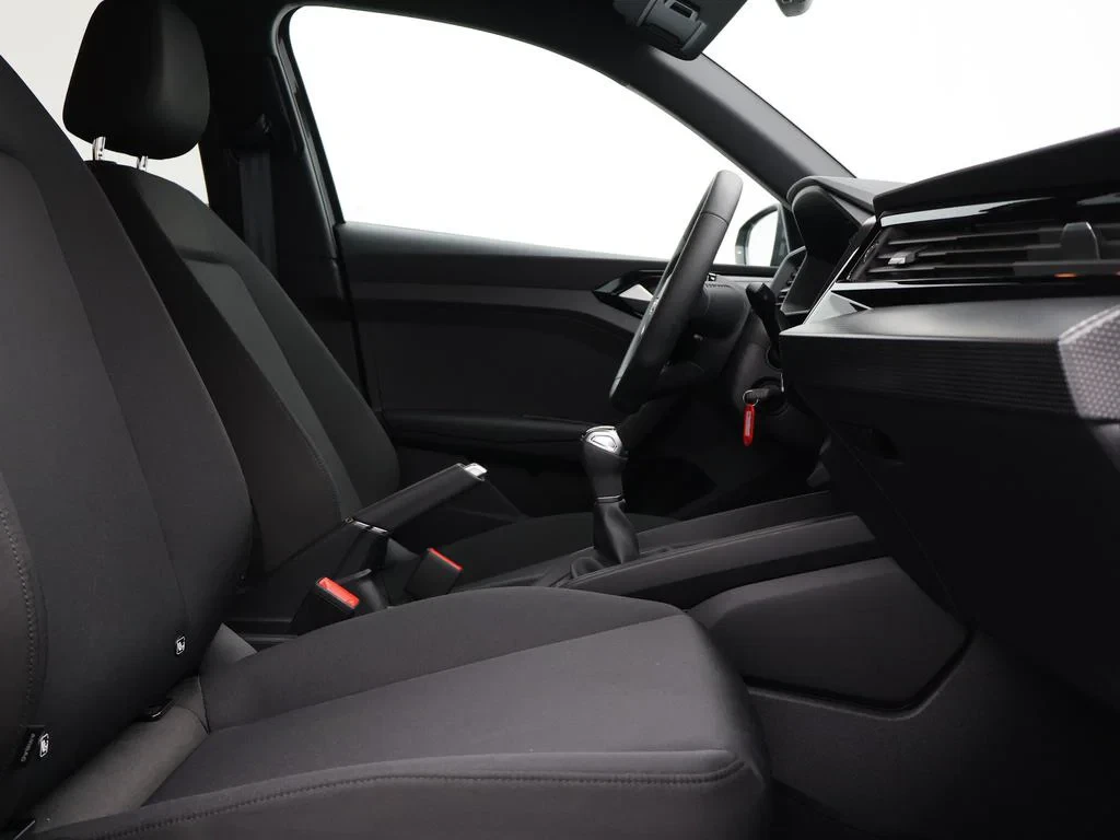 Audi-A1 Sportback-image-9