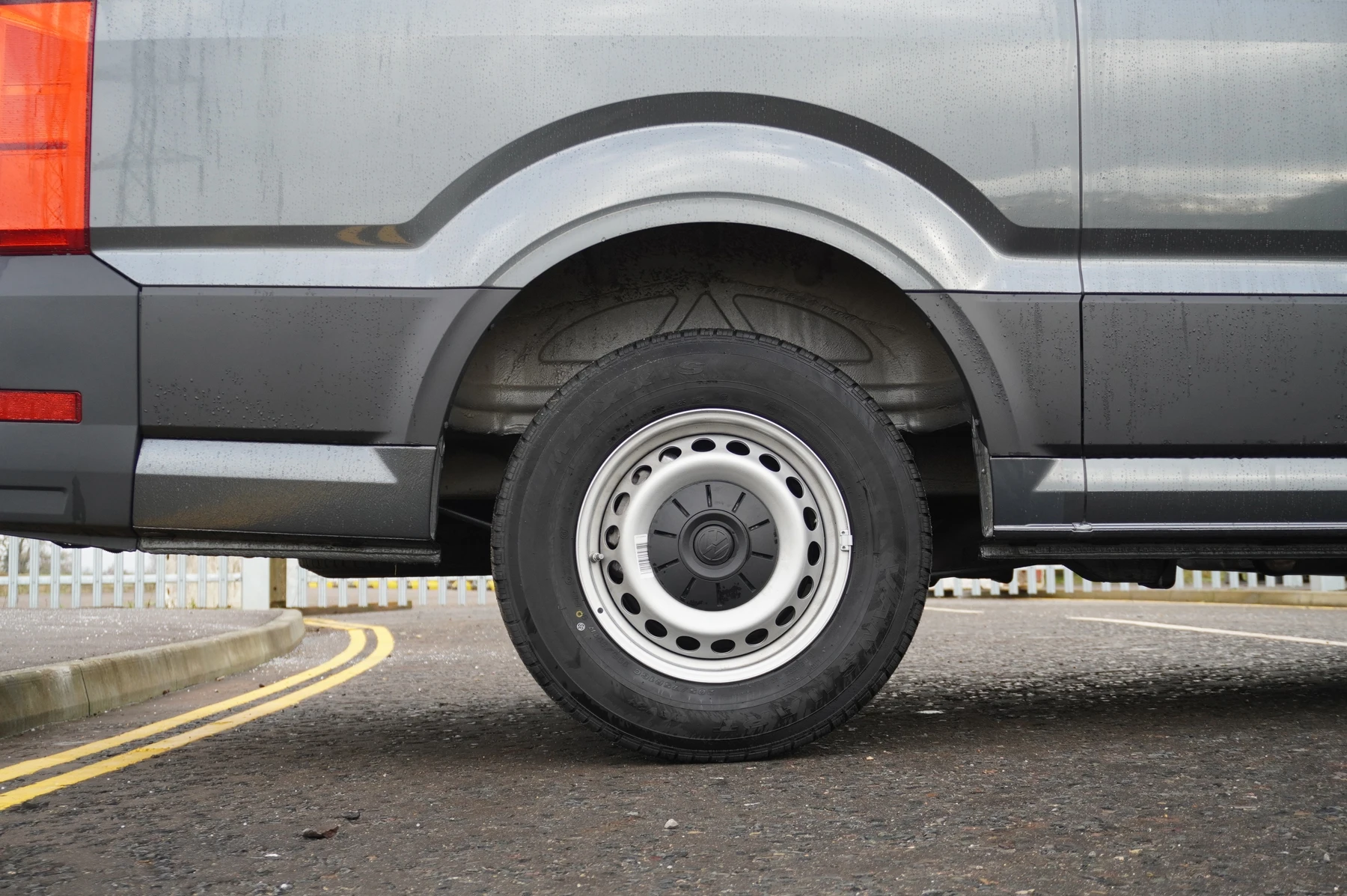 Volkswagen-Crafter-image-21