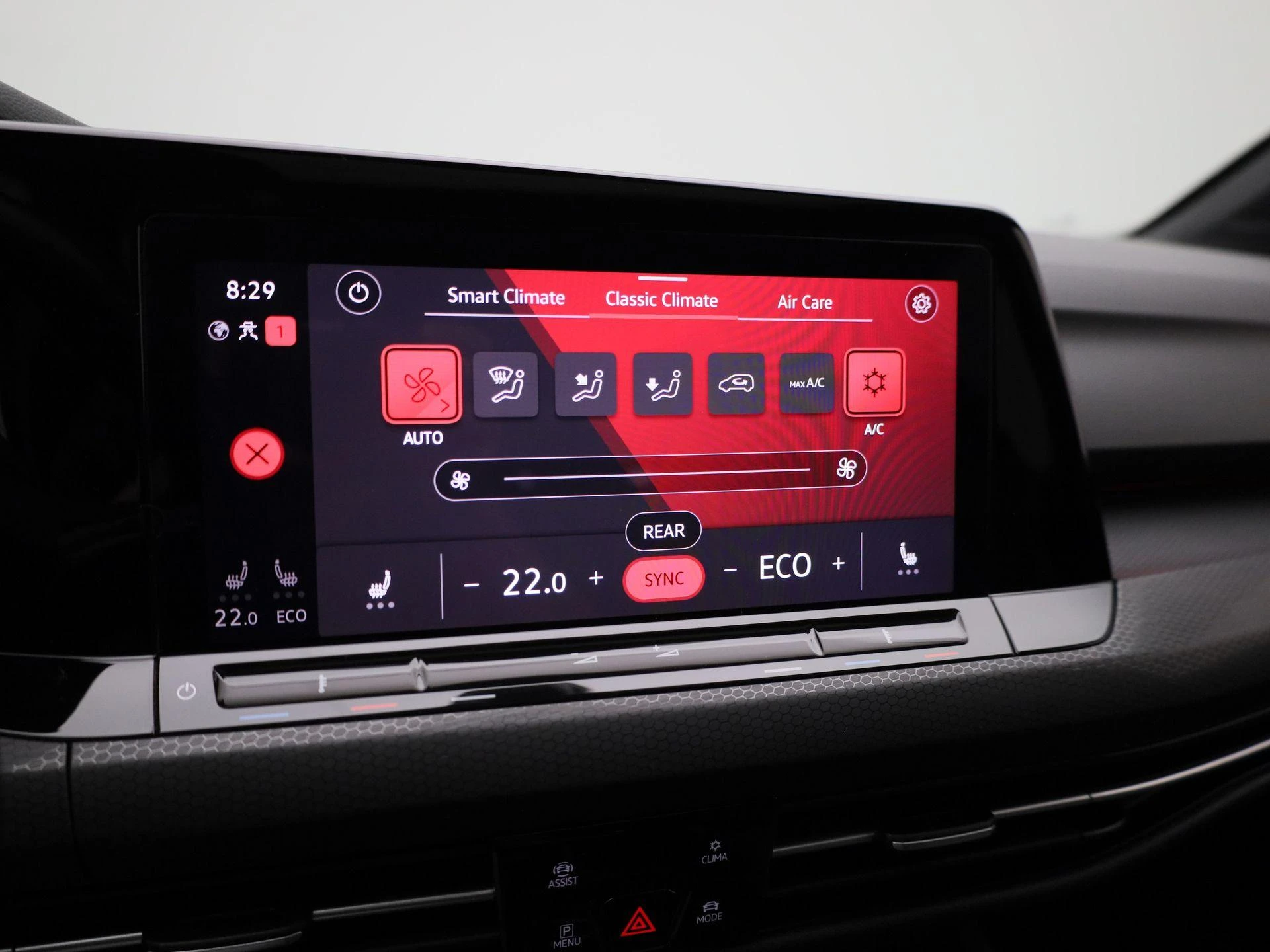 Volkswagen-Golf-image-27