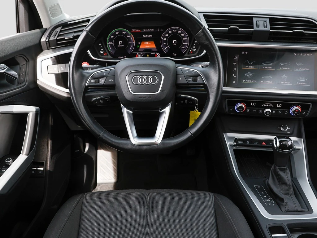 Audi-Q3-image-15