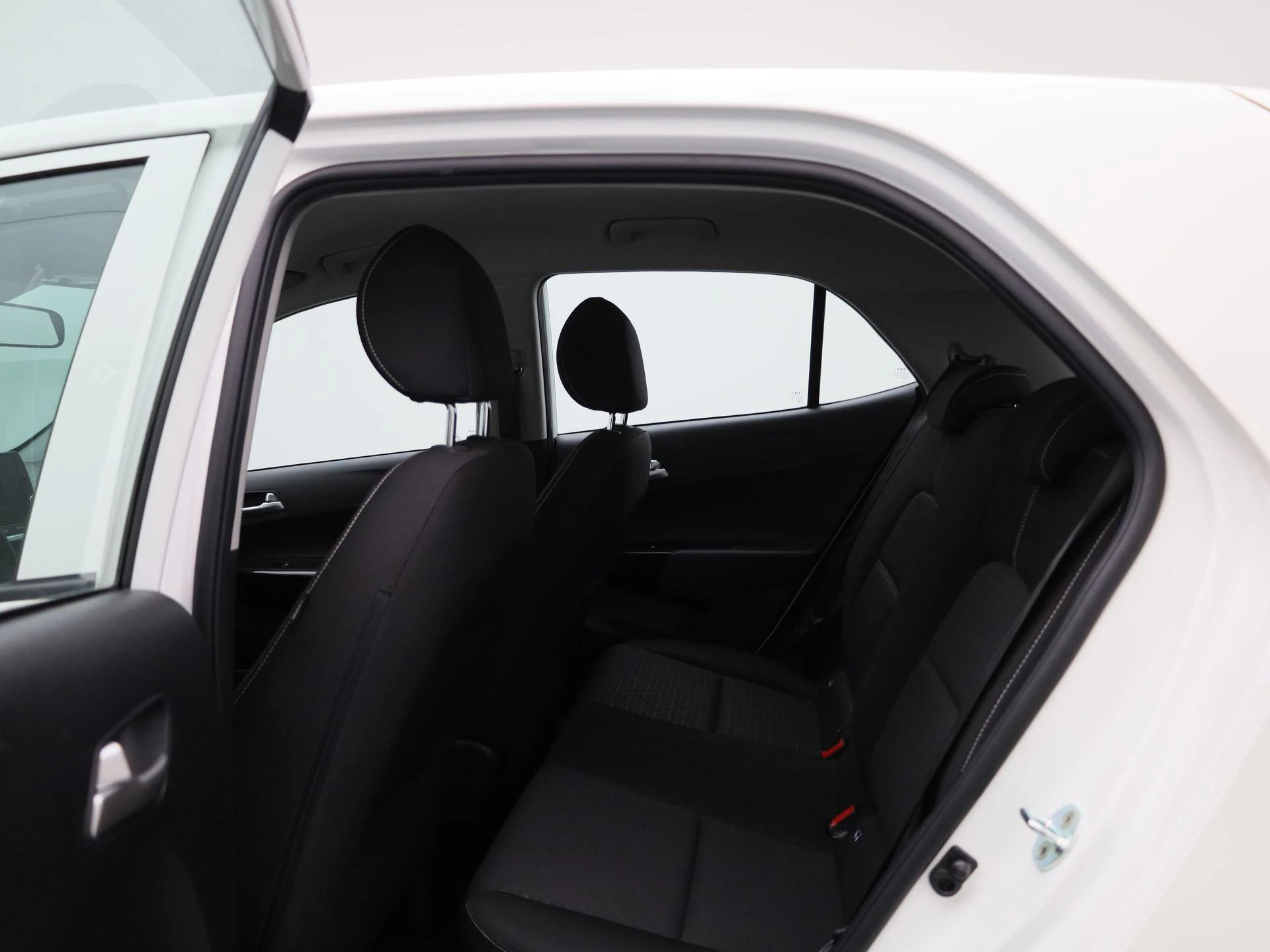 Kia-Picanto-image-9