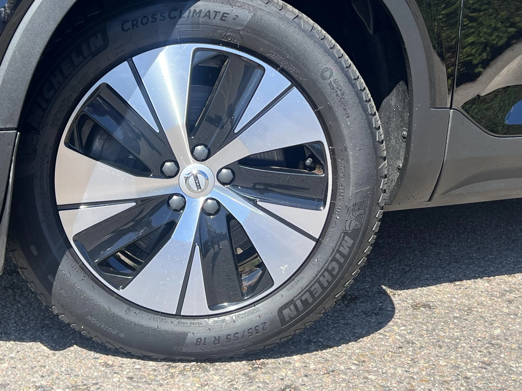 Volvo-XC40-image-1