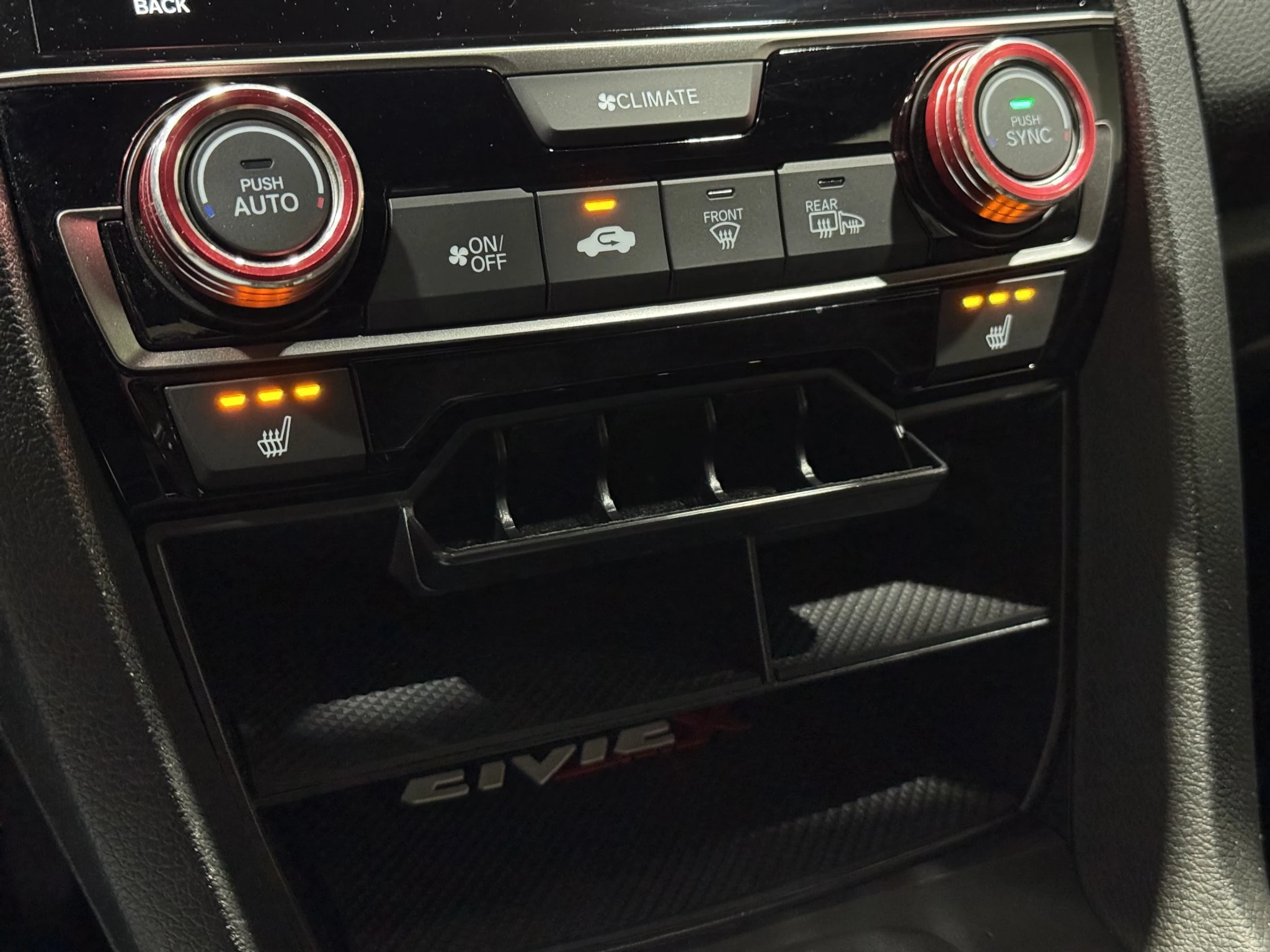 Honda Civic 1.0 VTEC TURBO Elegance | ACC | SHZ | RFK