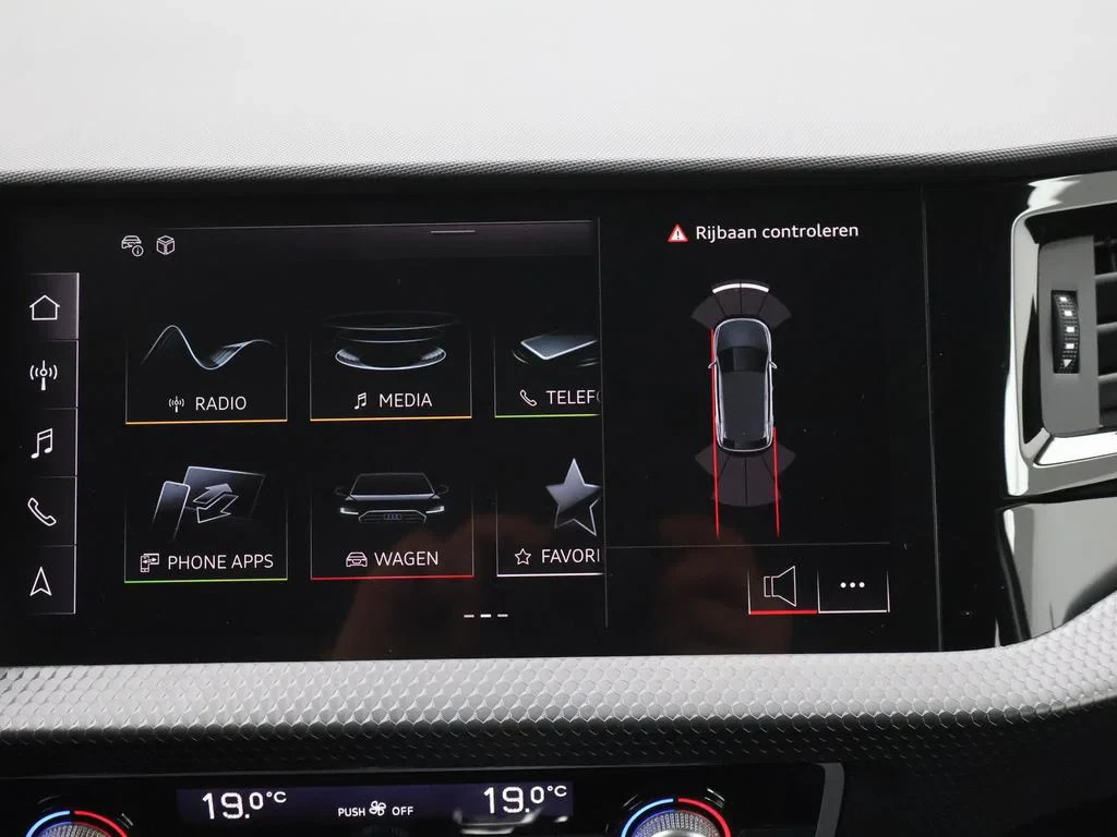 Audi-A1 Sportback-image-18