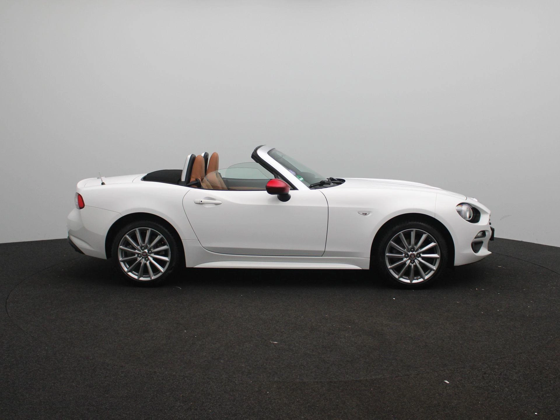 Fiat-124 Spider-image-10