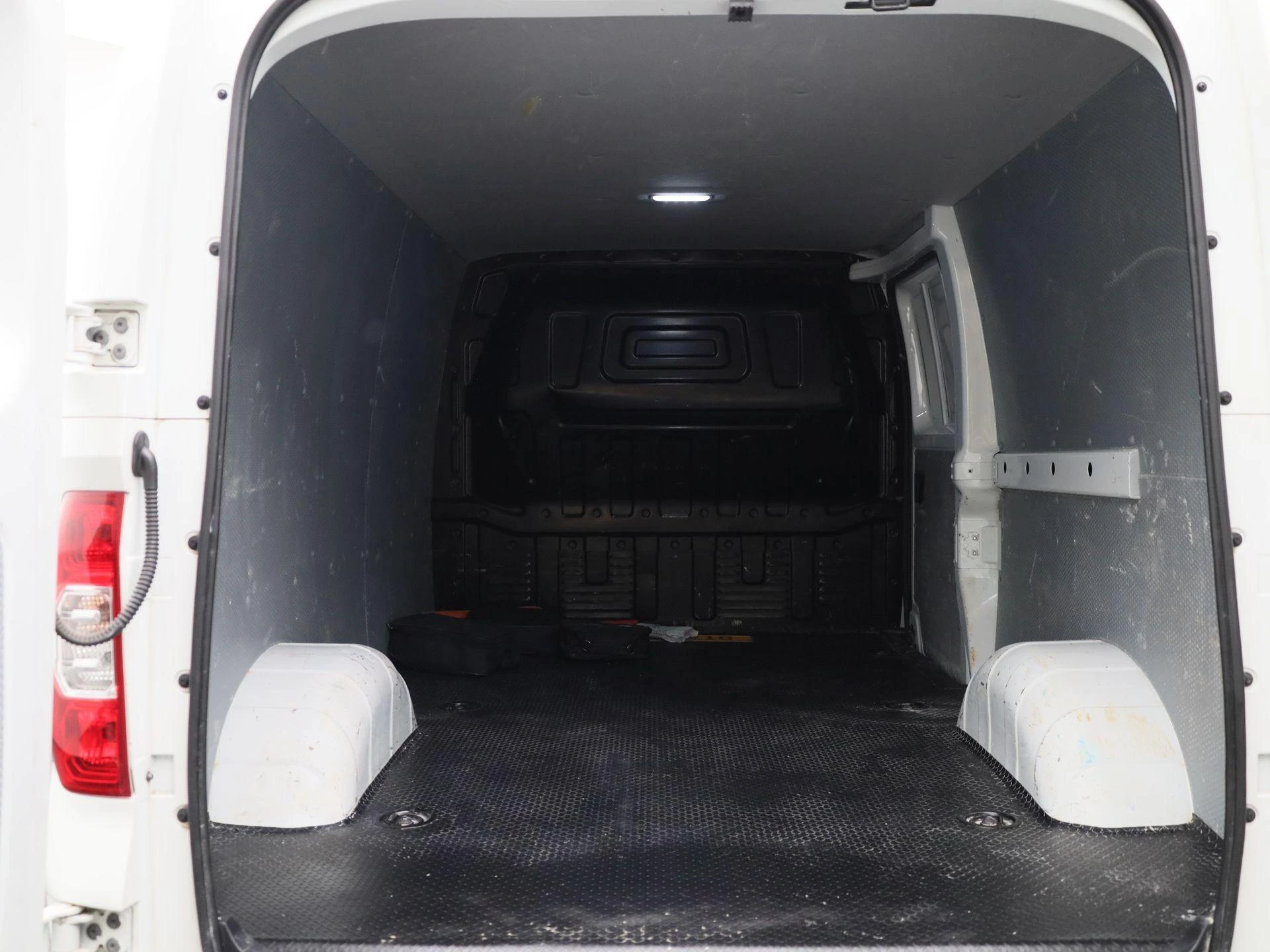 Maxus-eDeliver3-image-14