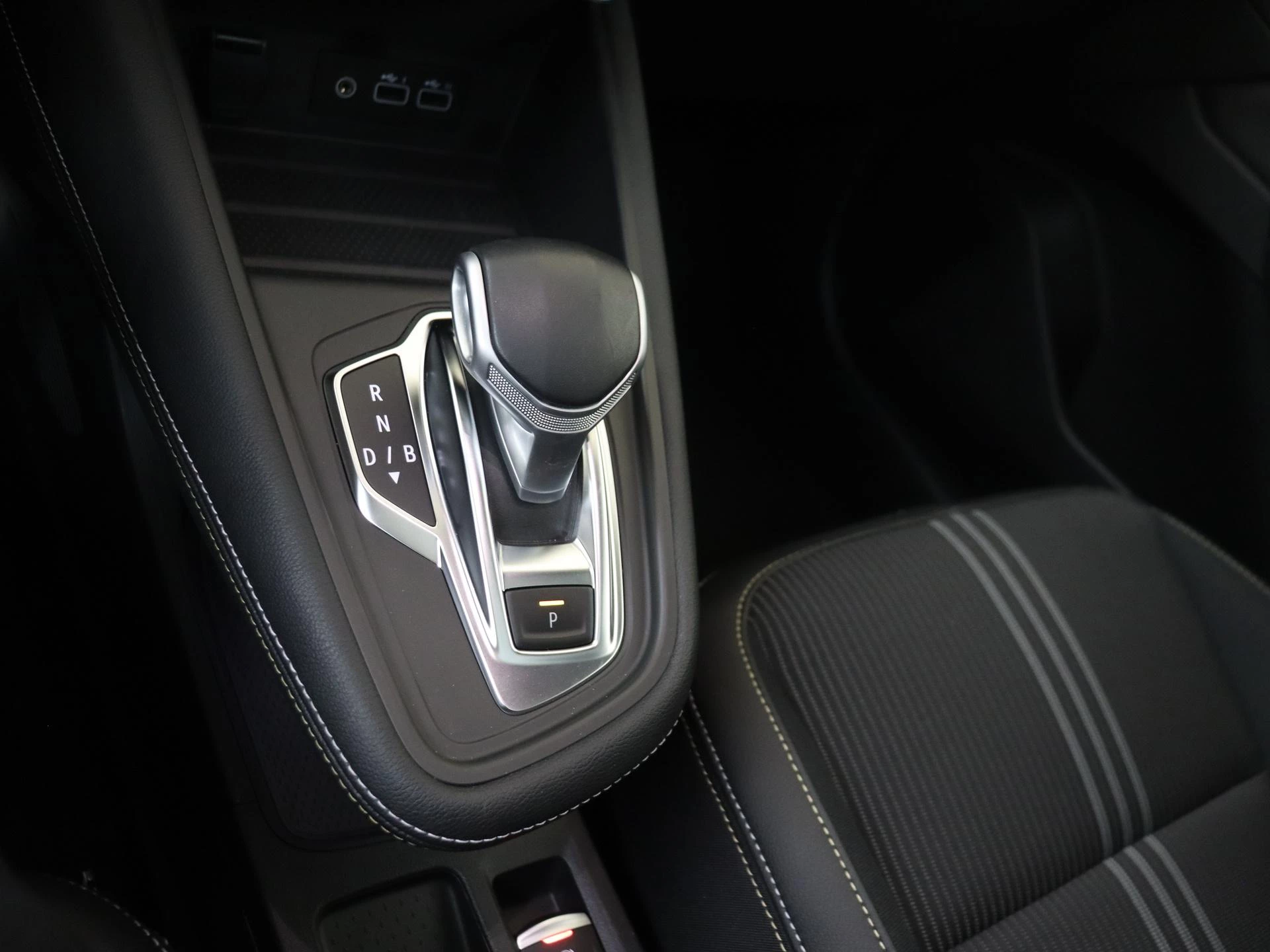 Renault-Captur-image-18