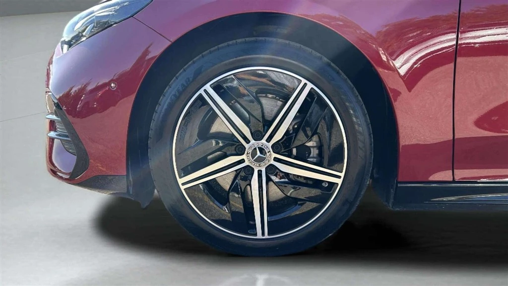 Mercedes-Benz-CLA-image-8