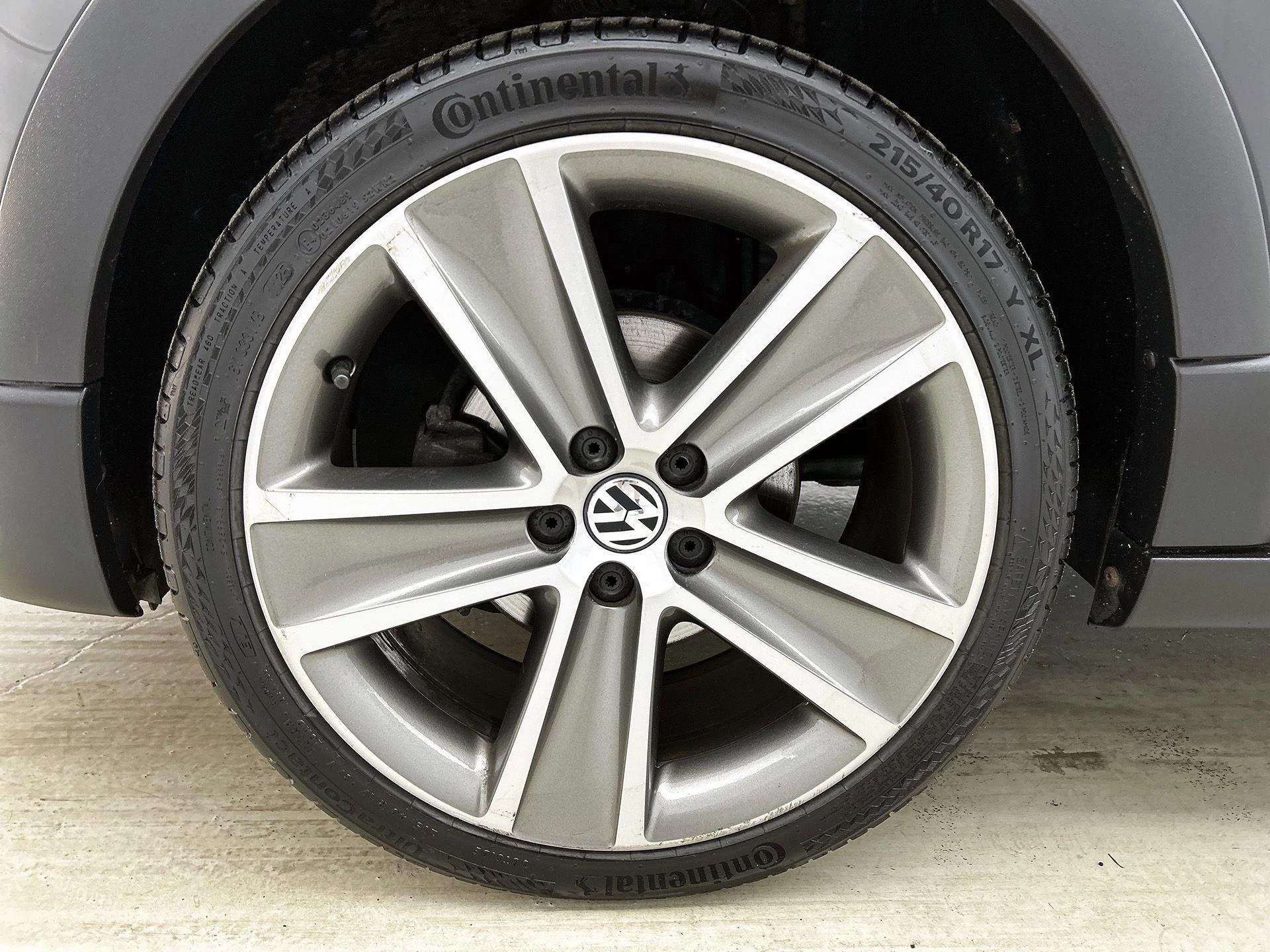 Volkswagen-Polo-image-29