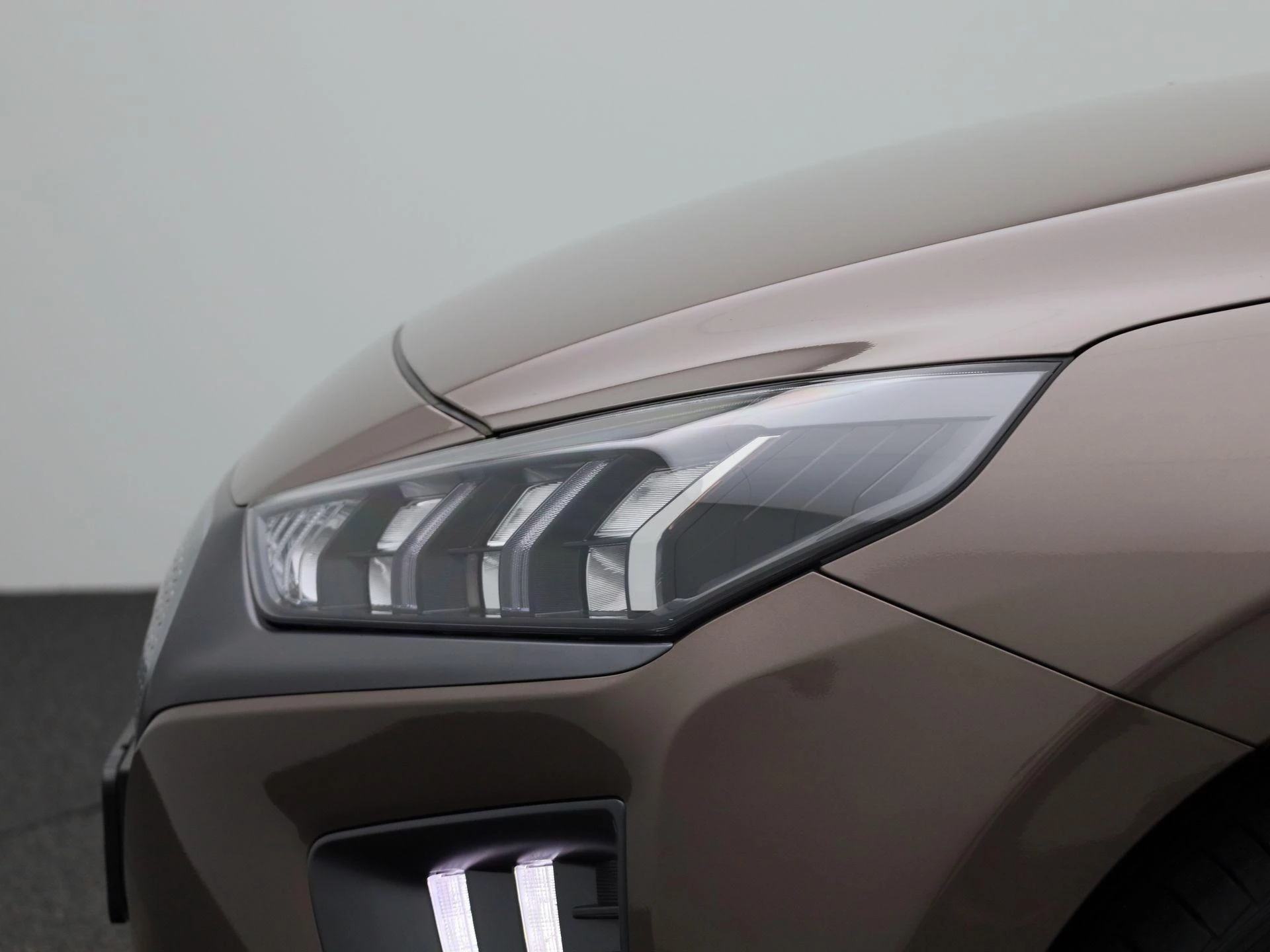 Hyundai-IONIQ-image-14