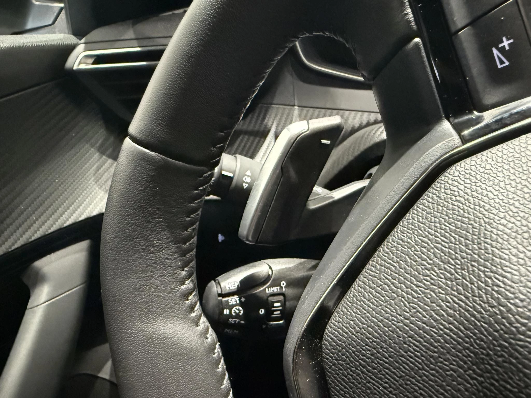 Peugeot-2008-image-13