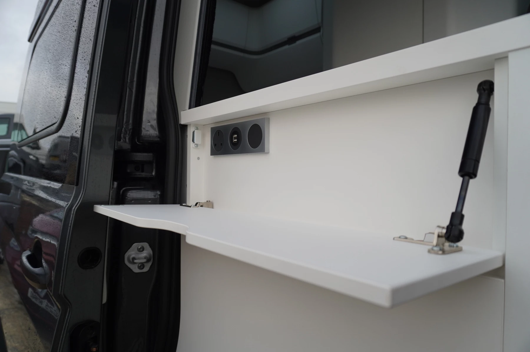 Volkswagen-California-image-20