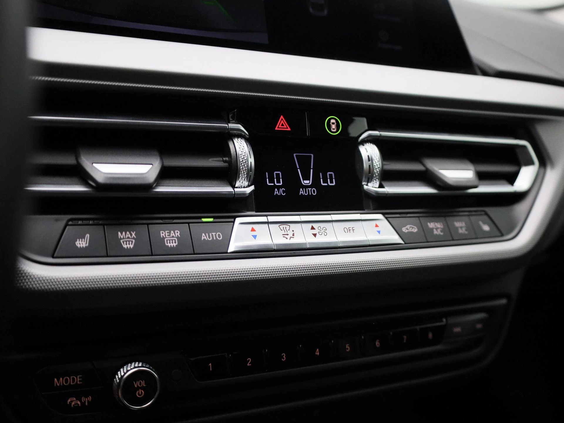 BMW-2 Serie-image-15