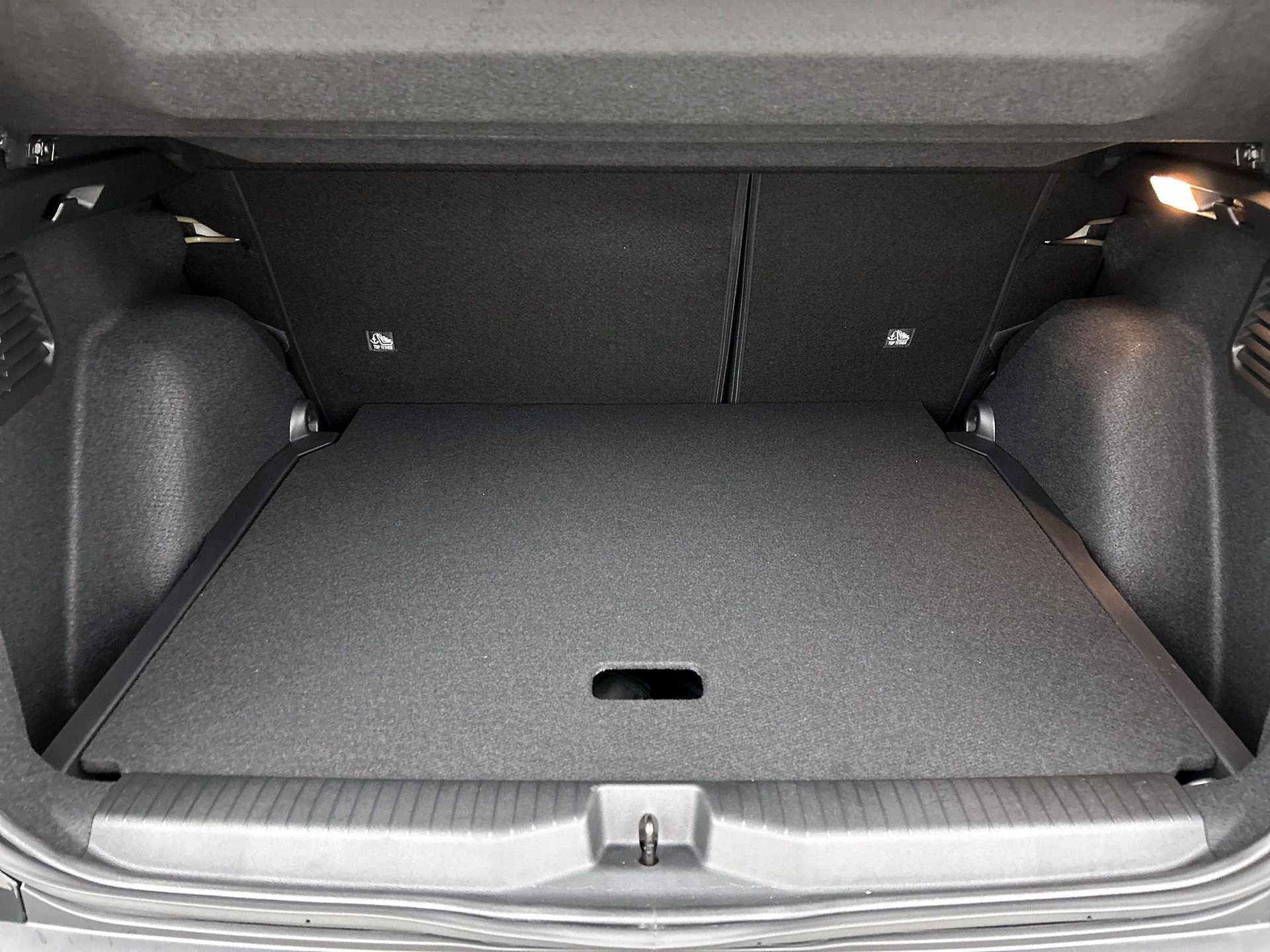 Opel-Frontera-image-14