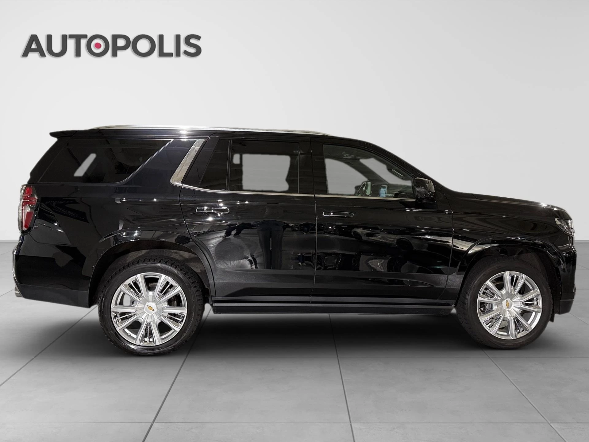 Chevrolet-Tahoe-image-16