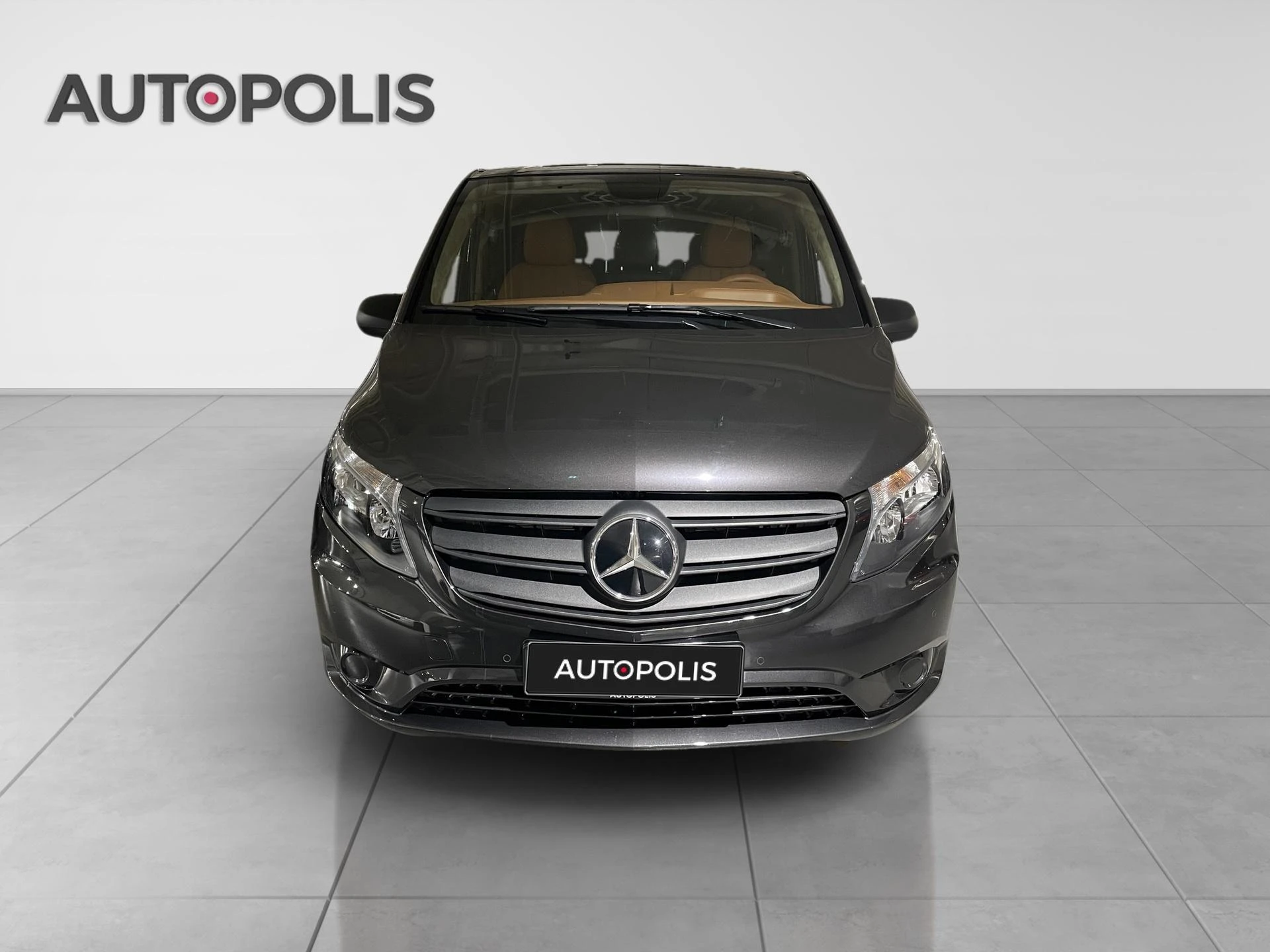 Mercedes-Benz-Vito-image-17