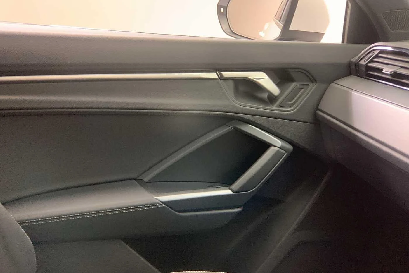 Audi-Q3-image-28