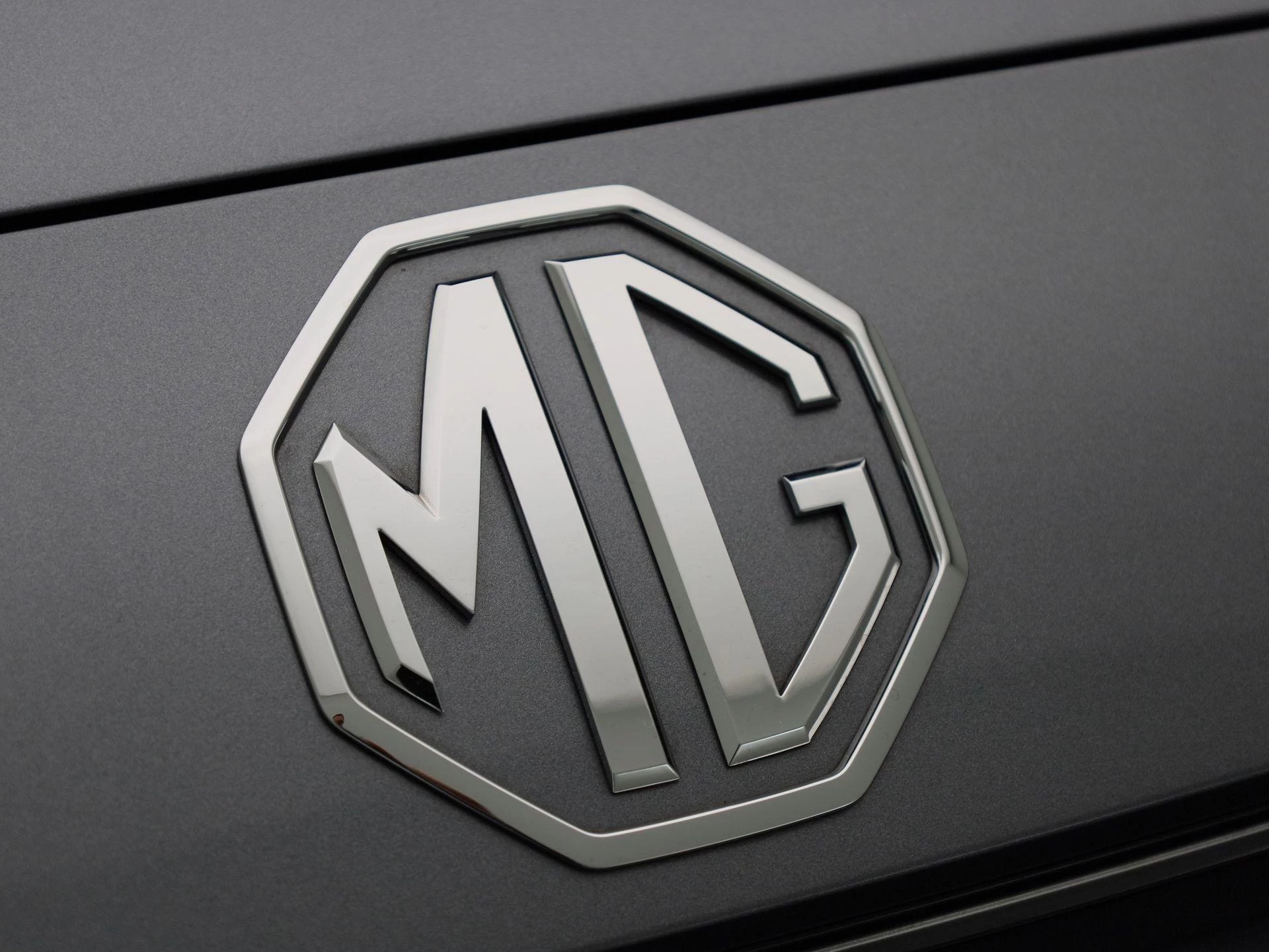 MG-ZS-image-32