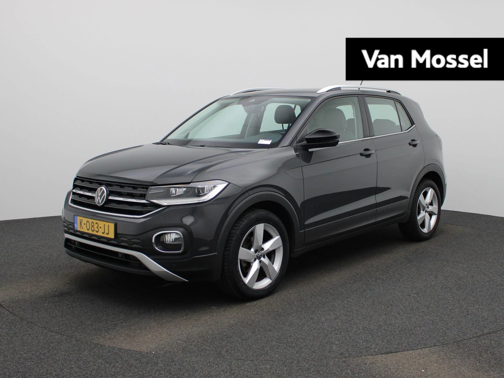 Volkswagen-T-Cross-image-0