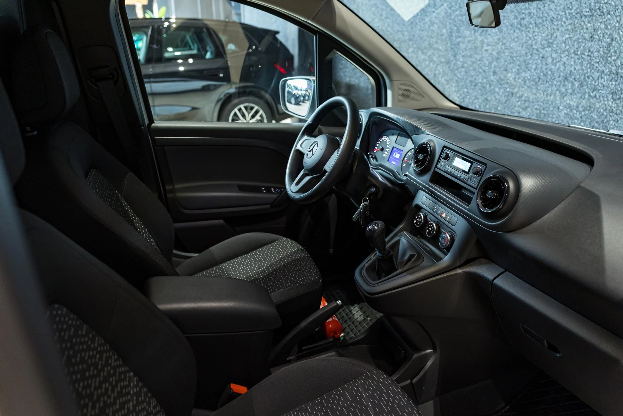 Mercedes-Benz-Citan-image-19