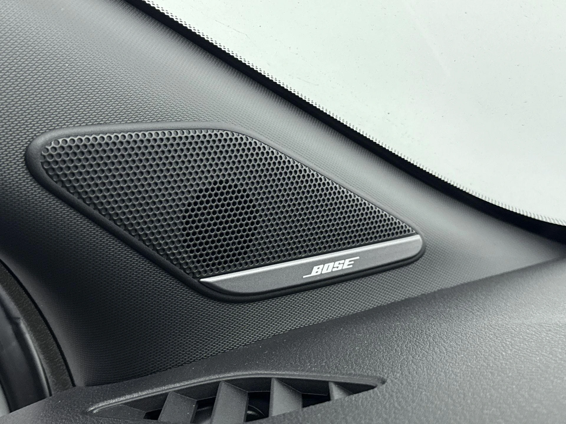 Nissan-Leaf-image-10
