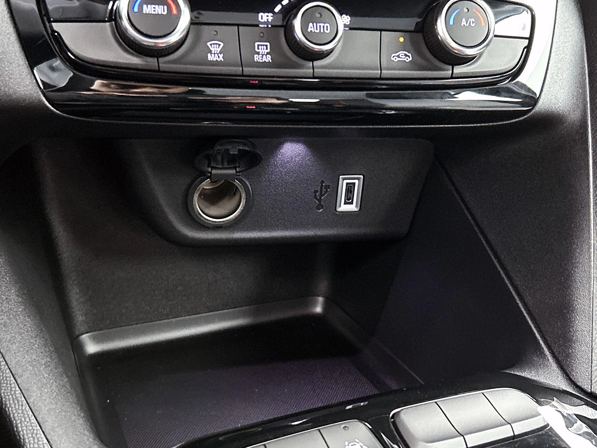 Opel-Corsa-e-image-28