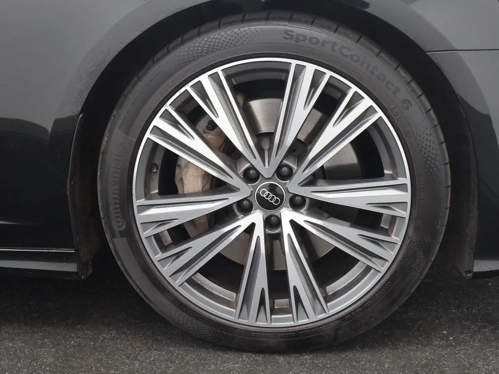 Audi-A6-image-9